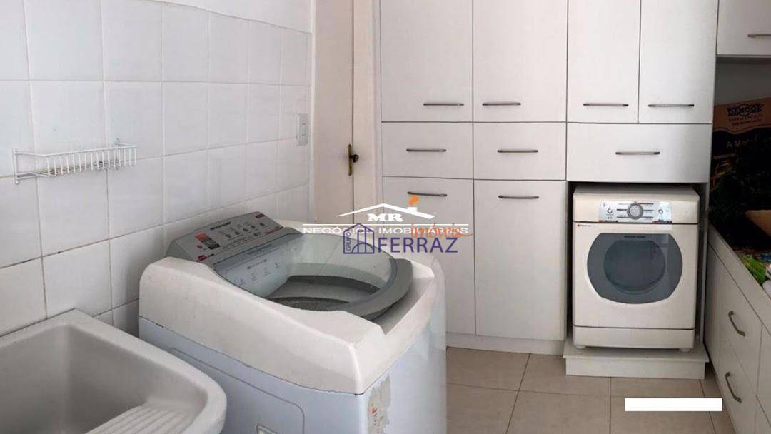 Casa à venda com 4 quartos, 320m² - Foto 18