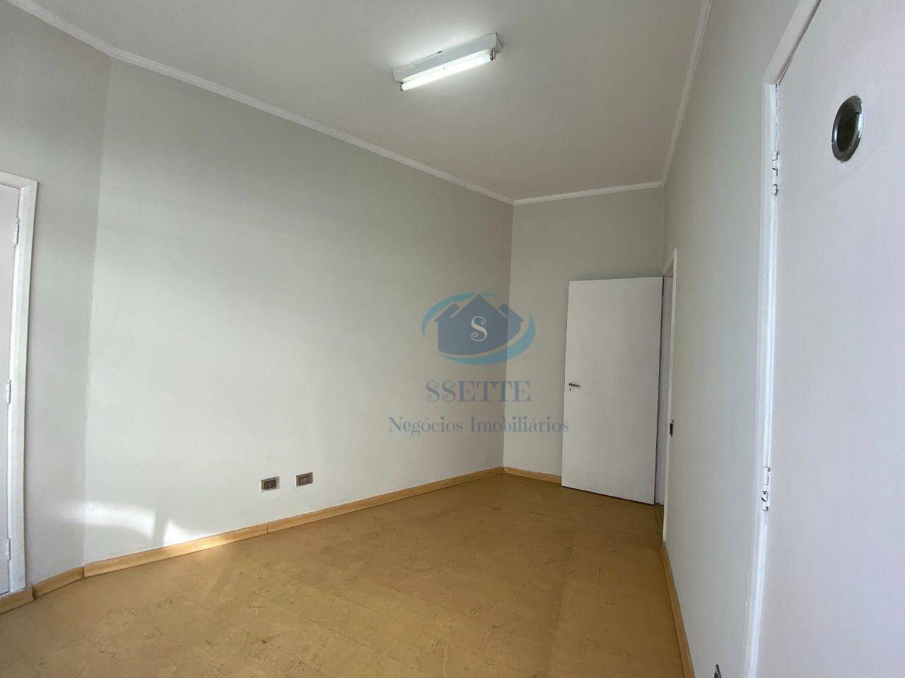 Apartamento à venda com 2 quartos, 70m² - Foto 2