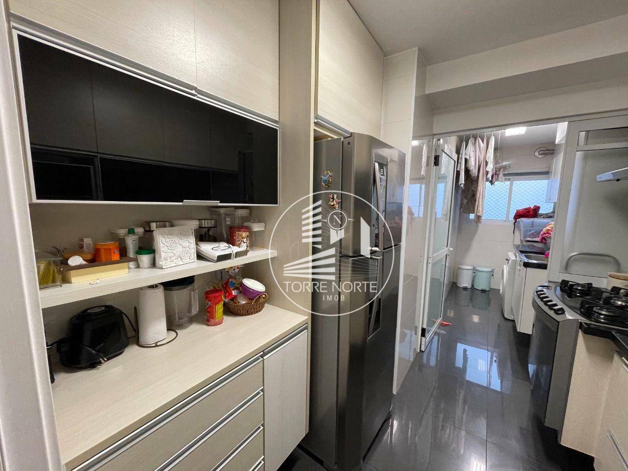 Apartamento à venda com 2 quartos, 80m² - Foto 7