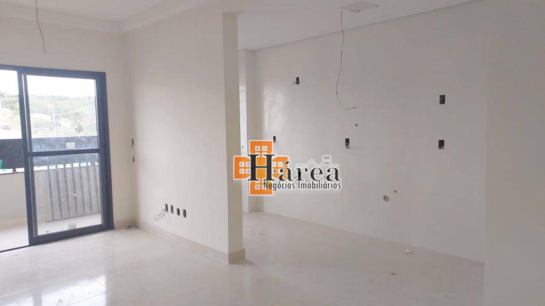 Apartamento à venda com 2 quartos, 80m² - Foto 2