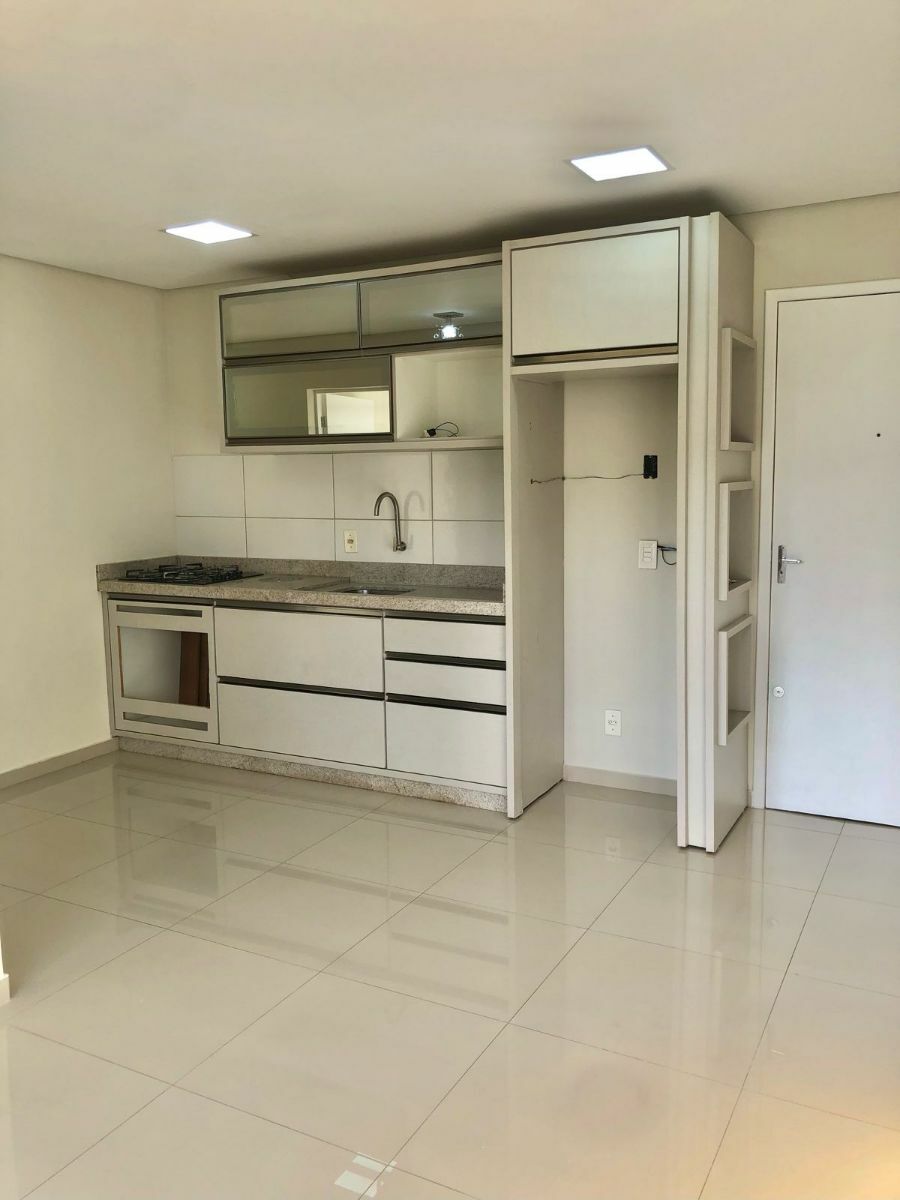 Apartamento à venda com 2 quartos, 48m² - Foto 3