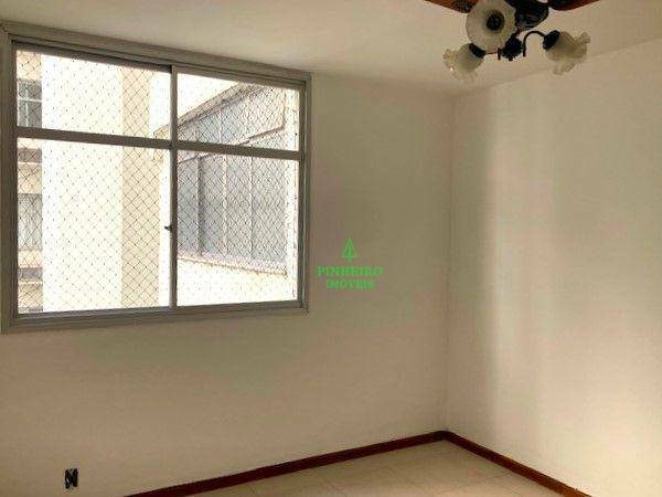 Apartamento à venda com 3 quartos, 163m² - Foto 23