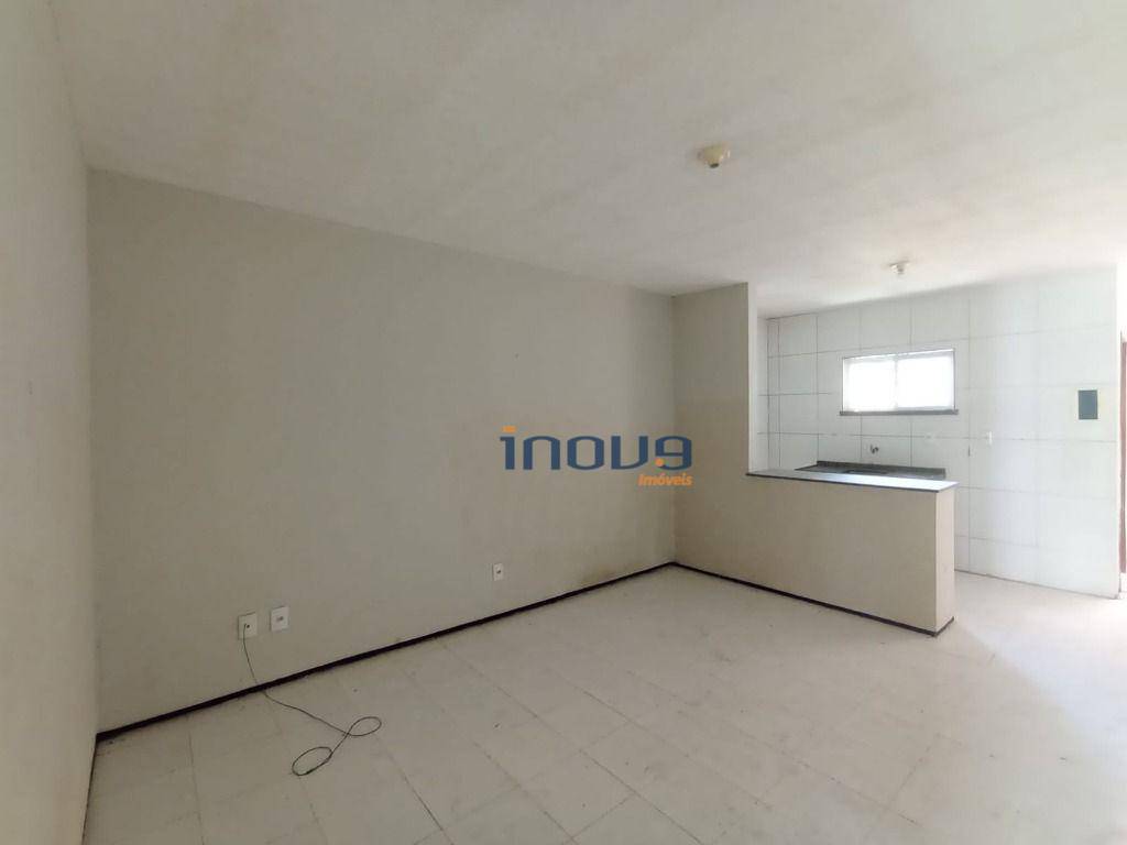 Casa para alugar com 2 quartos, 60m² - Foto 3