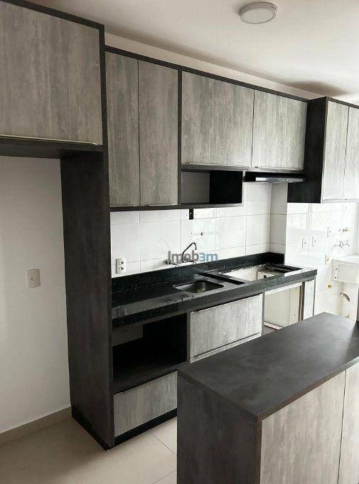 Apartamento para alugar com 2 quartos, 69m² - Foto 2