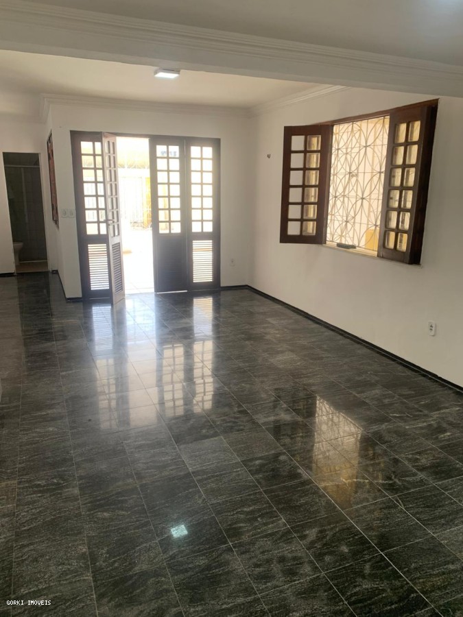 Casa à venda com 4 quartos, 151m² - Foto 10