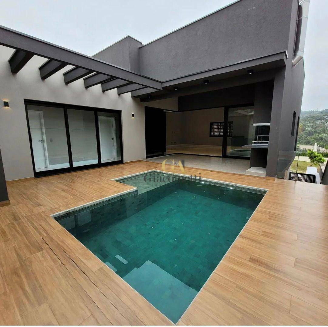 Casa de Condomínio à venda com 4 quartos, 284m² - Foto 9