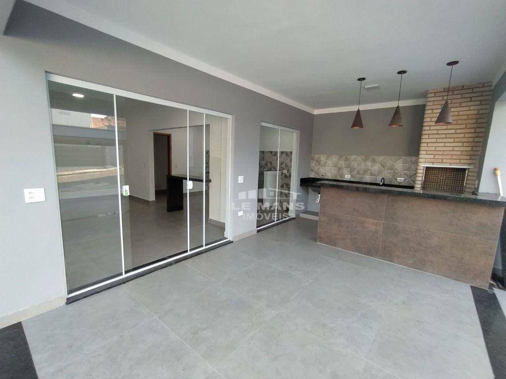 Casa à venda com 3 quartos, 131m² - Foto 10