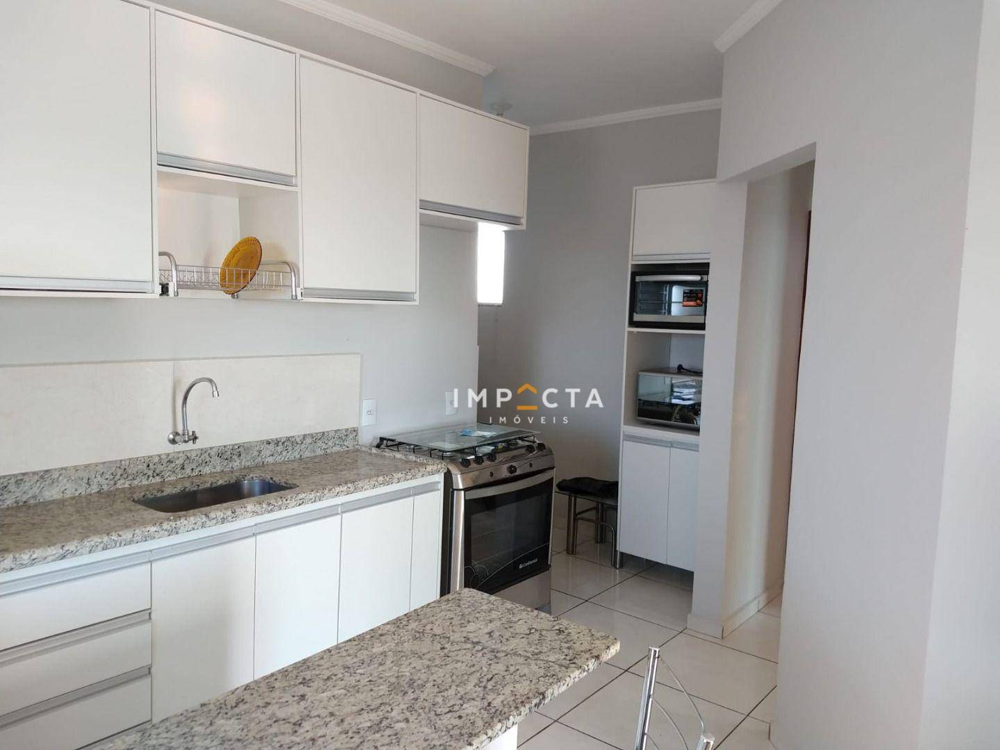 Apartamento à venda com 2 quartos, 72m² - Foto 1