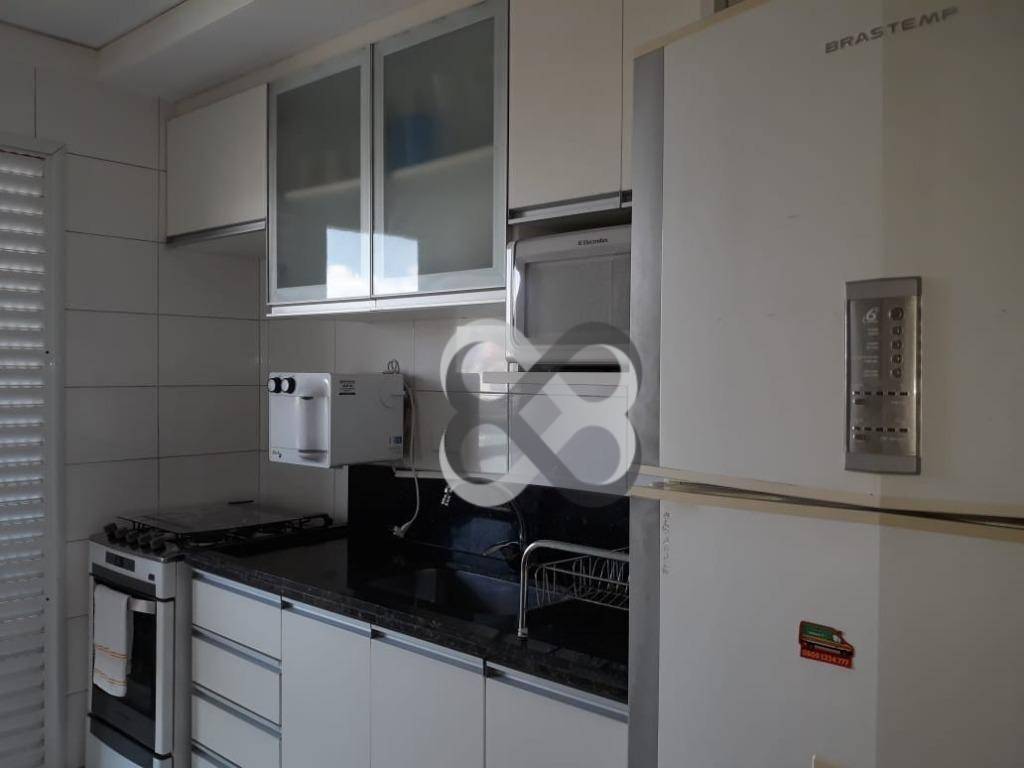 Apartamento para alugar com 2 quartos, 81m² - Foto 8