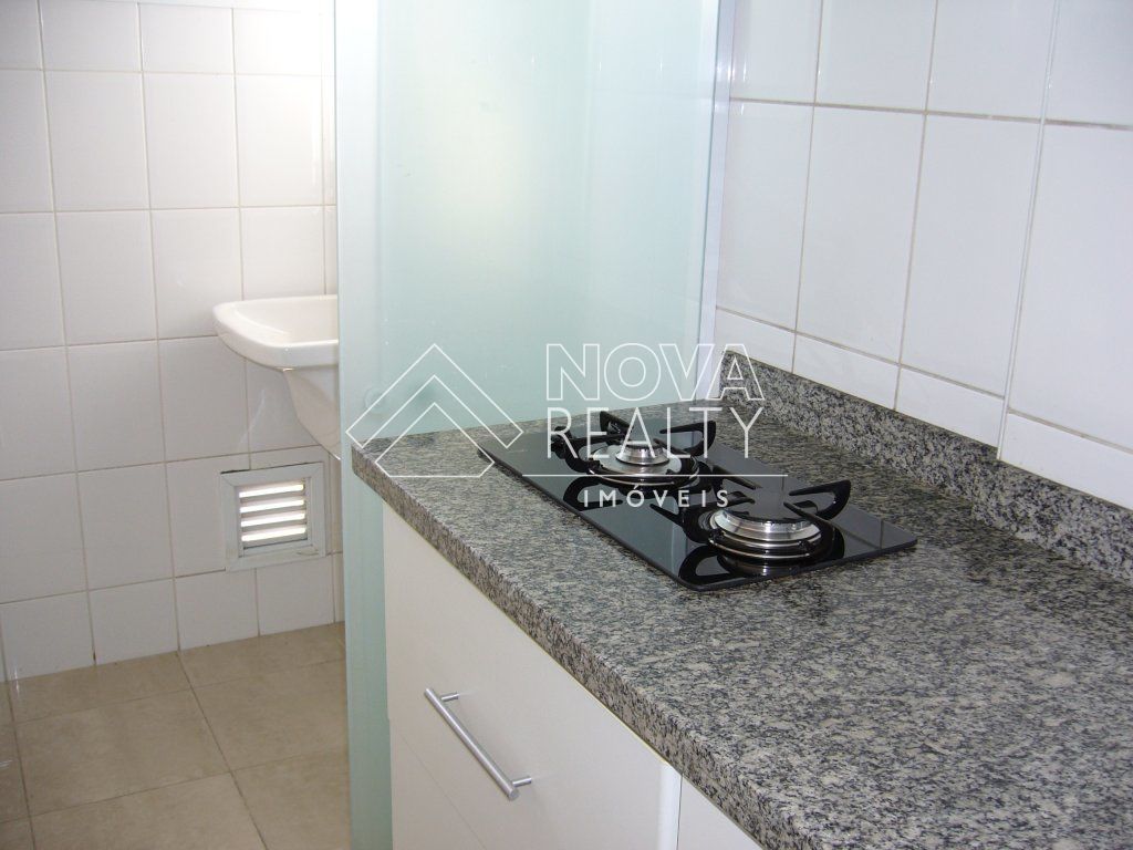 Apartamento para alugar com 1 quarto, 65m² - Foto 12