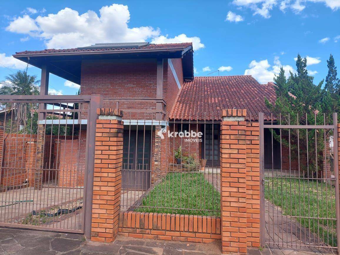 Casa para alugar com 3 quartos, 196m² - Foto 1