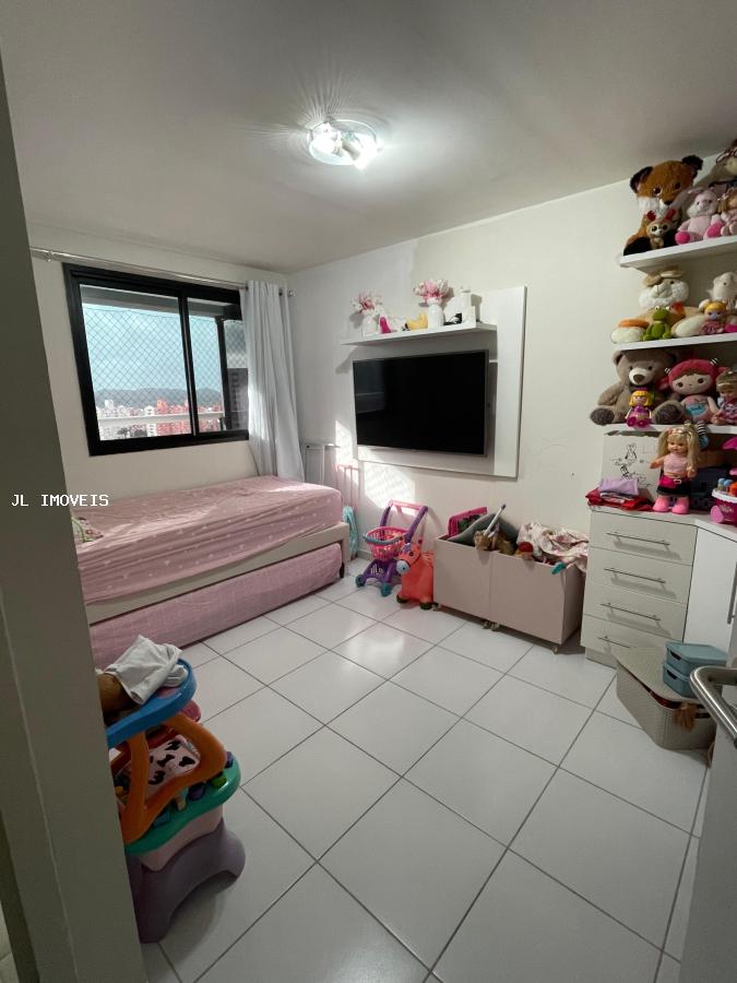 Apartamento à venda com 3 quartos, 120m² - Foto 9