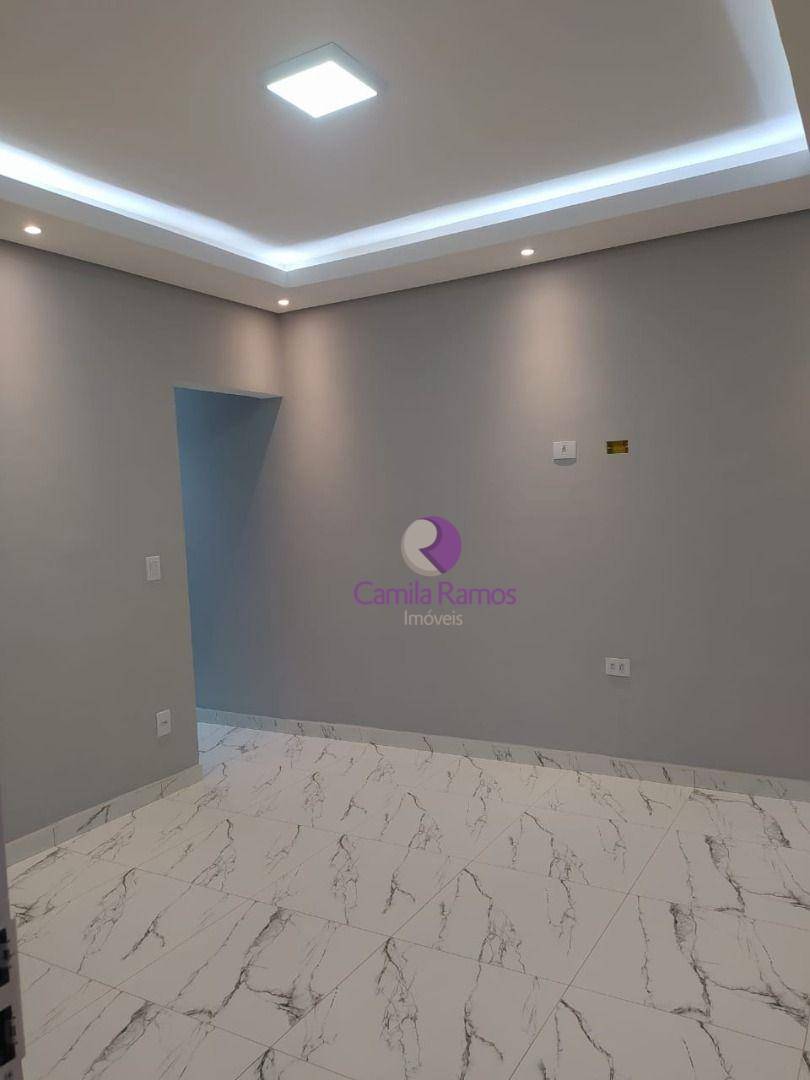 Sobrado à venda com 2 quartos, 180m² - Foto 1