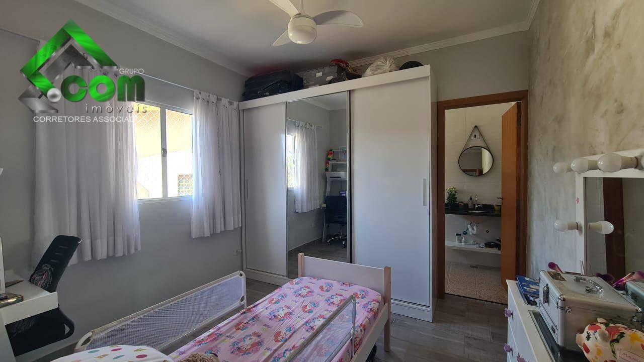 Casa à venda com 3 quartos, 117m² - Foto 24