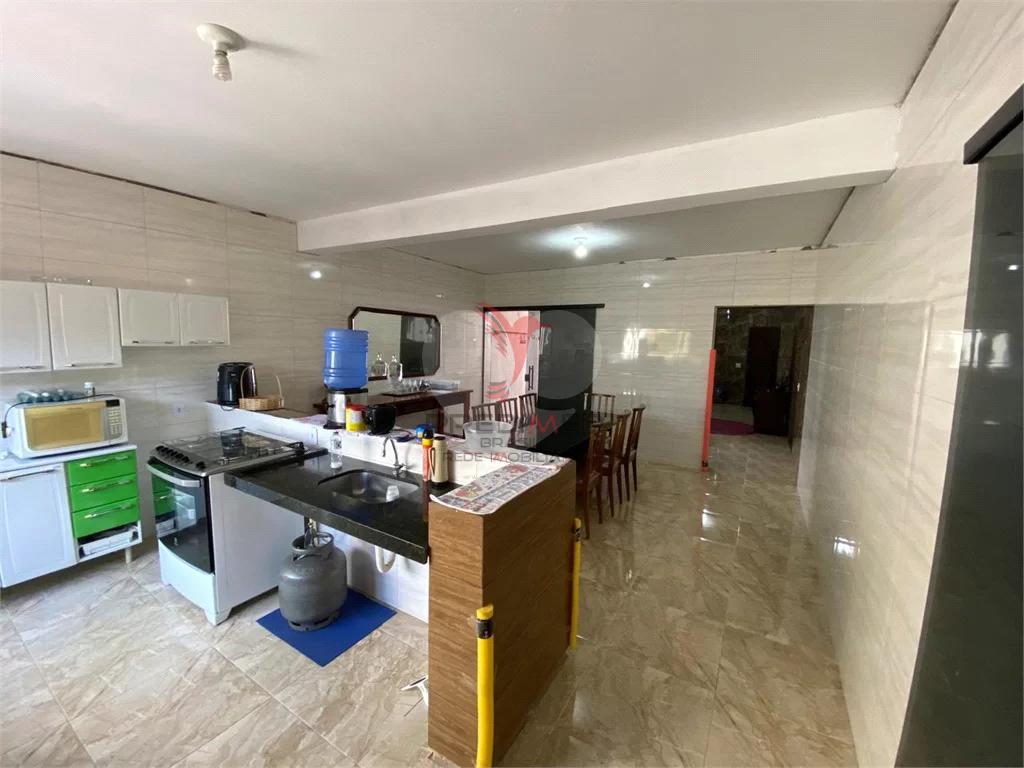 Casa à venda com 2 quartos, 180m² - Foto 7