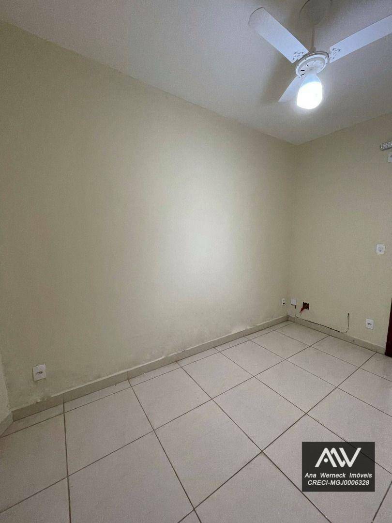 Casa para alugar com 3 quartos, 84m² - Foto 13