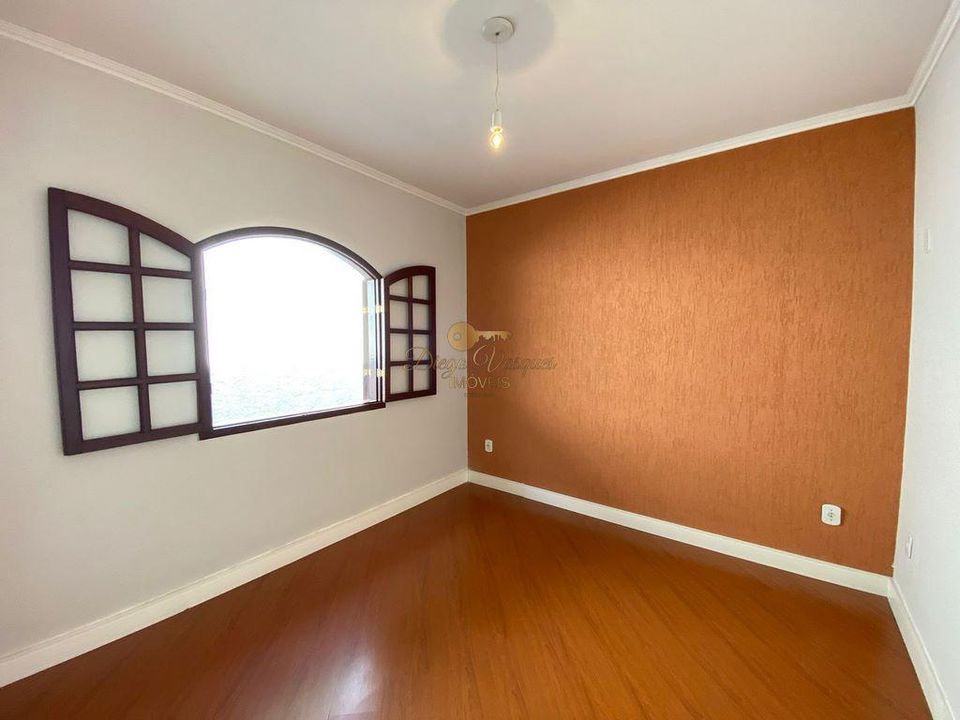 Casa à venda com 3 quartos, 298m² - Foto 19