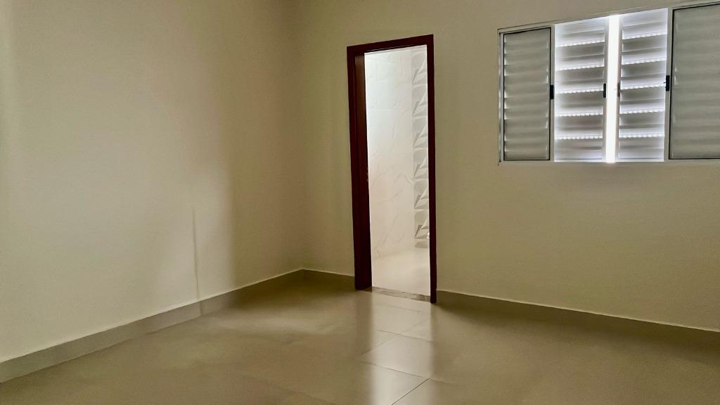 Casa à venda com 3 quartos, 129m² - Foto 12