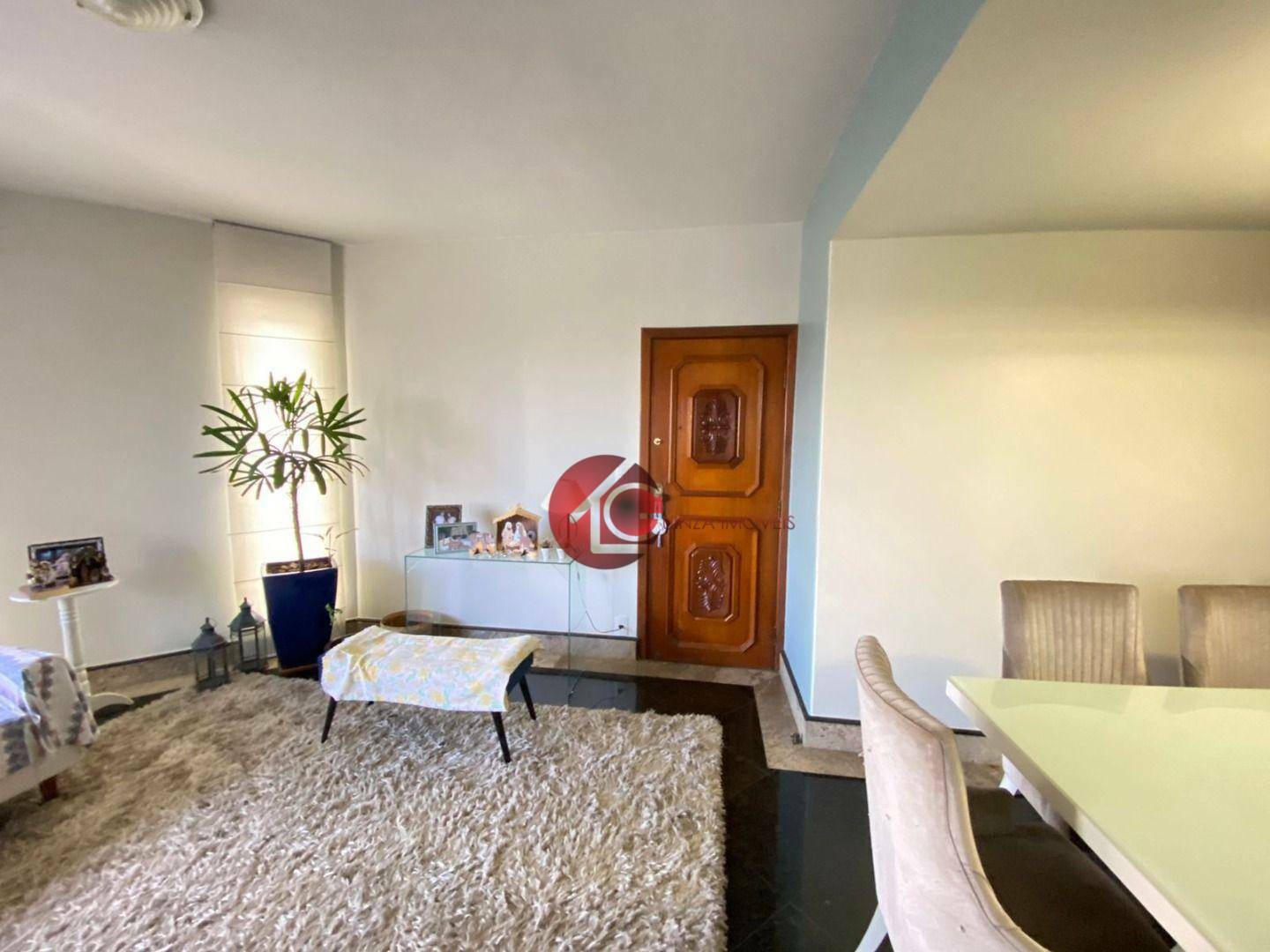 Apartamento à venda com 3 quartos, 170m² - Foto 3