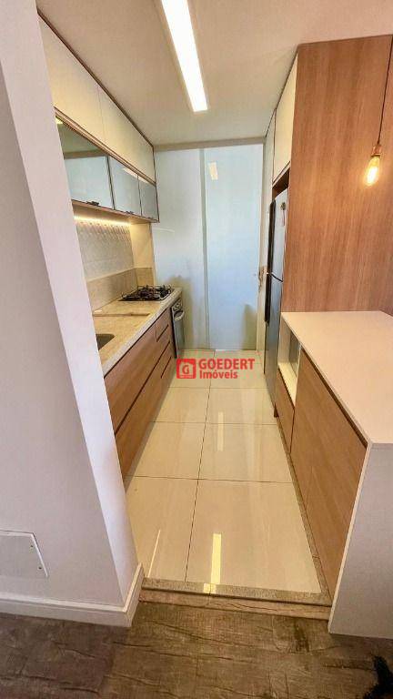 Apartamento à venda com 2 quartos, 59m² - Foto 6