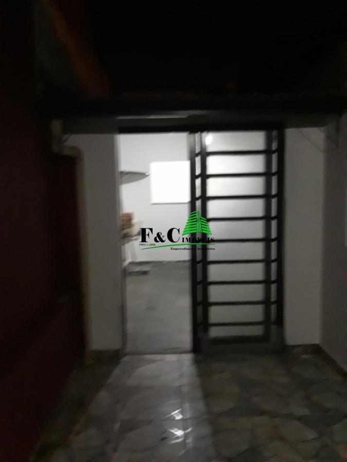 Casa à venda com 3 quartos, 128m² - Foto 18