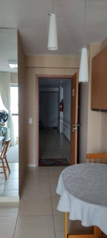 Apartamento à venda com 1 quarto, 37m² - Foto 11