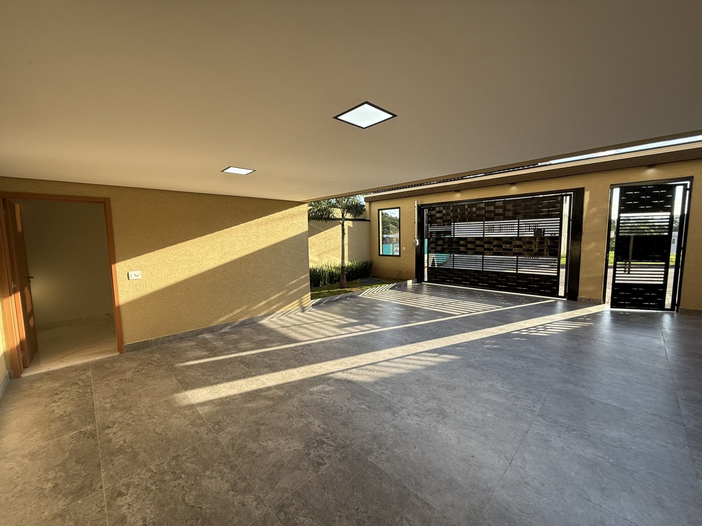 Casa à venda com 3 quartos, 198m² - Foto 3