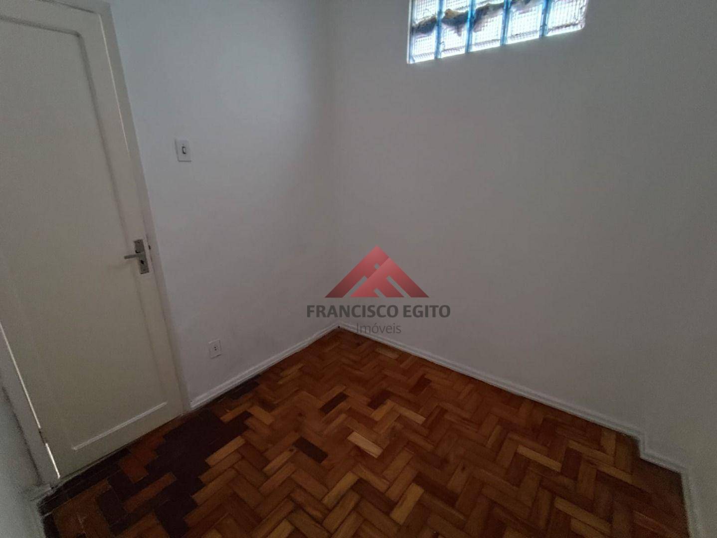 Apartamento para alugar com 2 quartos, 80m² - Foto 15