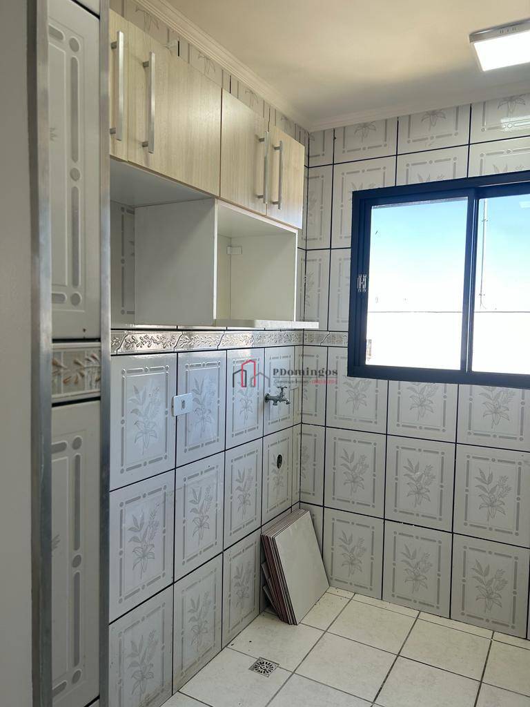 Apartamento à venda com 2 quartos, 43m² - Foto 4