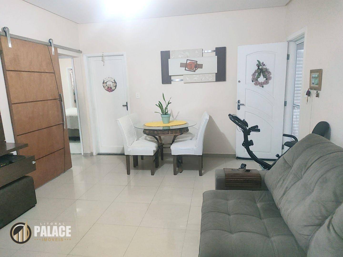 Casa à venda com 2 quartos, 112m² - Foto 3