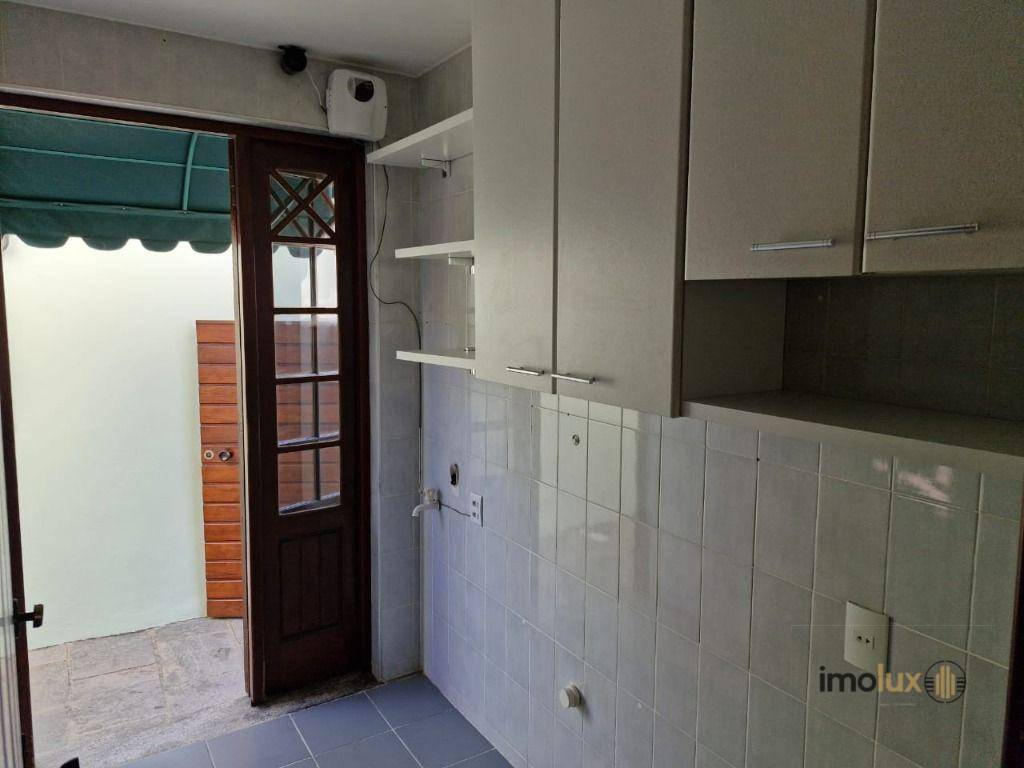 Casa de Condomínio à venda com 3 quartos, 173m² - Foto 18