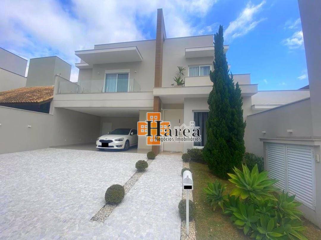 Sobrado à venda com 3 quartos, 450m² - Foto 1