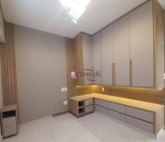 Apartamento para alugar com 2 quartos, 70m² - Foto 11