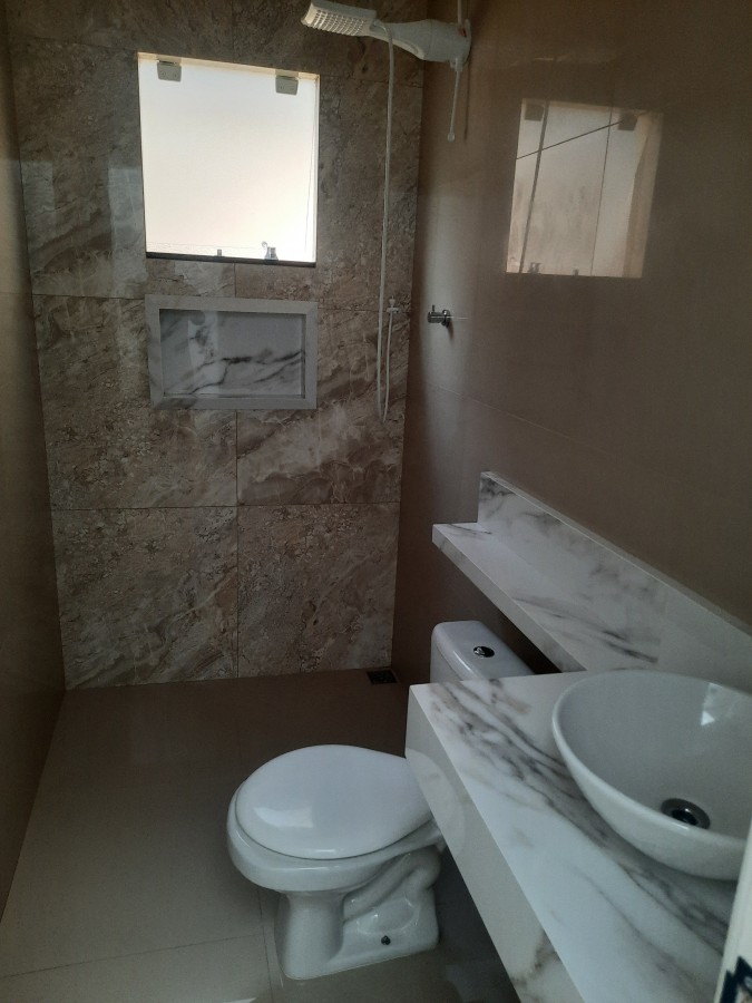 Casa para alugar com 2 quartos, 95m² - Foto 18