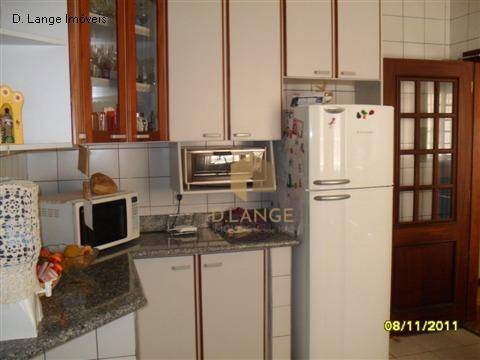 Casa à venda com 3 quartos, 200m² - Foto 29