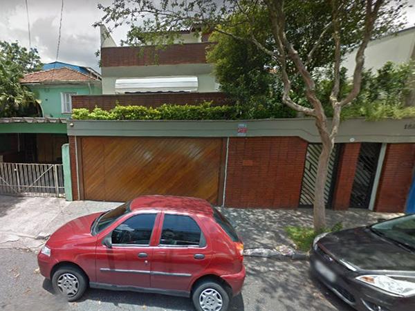 Sobrado à venda com 4 quartos, 350m² - Foto 1