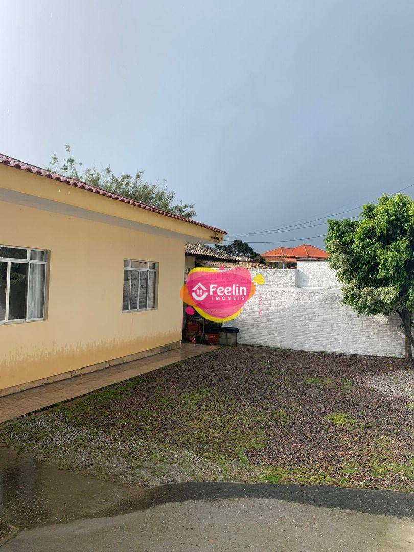 Casa à venda com 3 quartos, 165m² - Foto 2