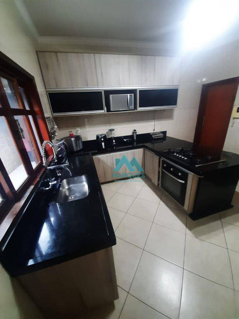 Sobrado à venda com 3 quartos, 250m² - Foto 11