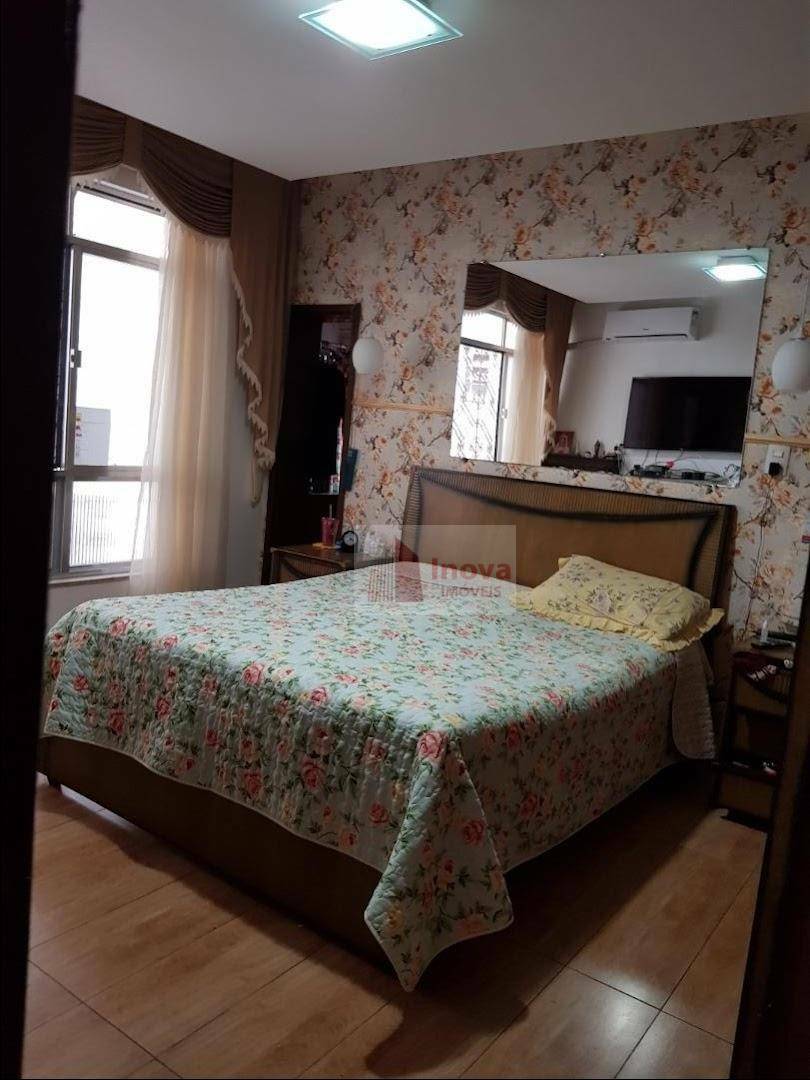 Apartamento à venda com 5 quartos, 213m² - Foto 12