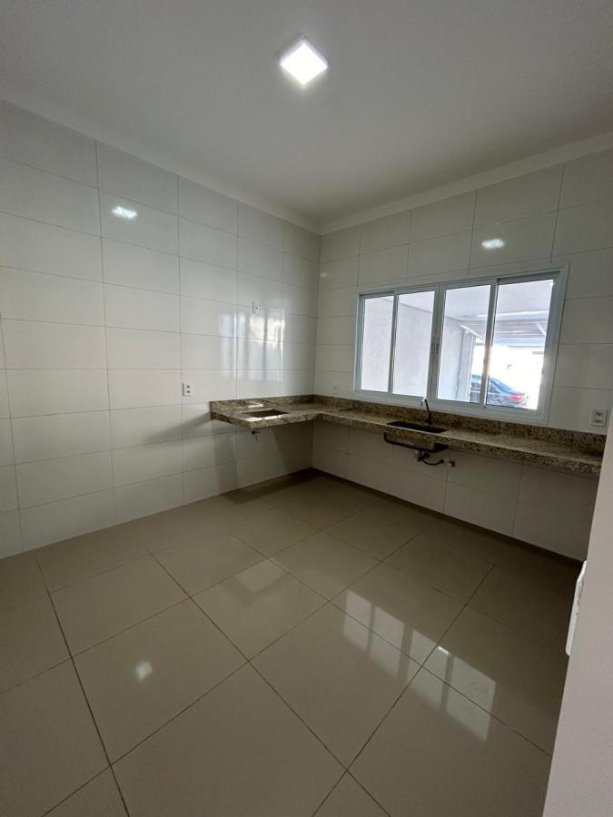 Casa à venda com 3 quartos, 92m² - Foto 6