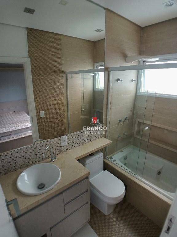 Casa de Condomínio à venda com 3 quartos, 400m² - Foto 35