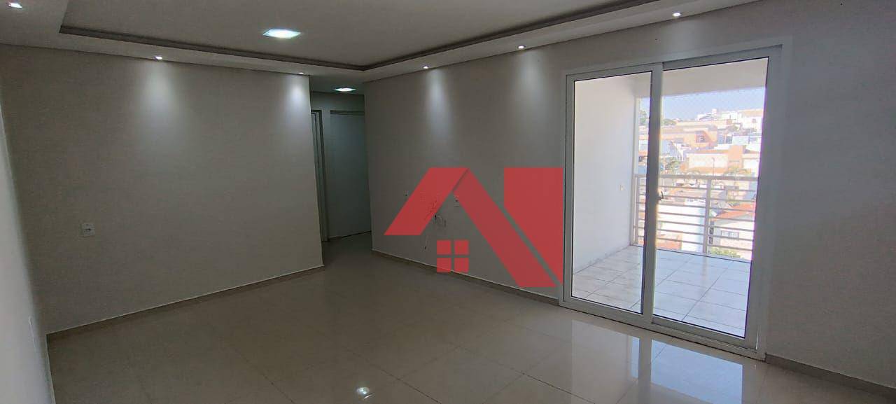 Apartamento para alugar com 3 quartos, 74m² - Foto 1