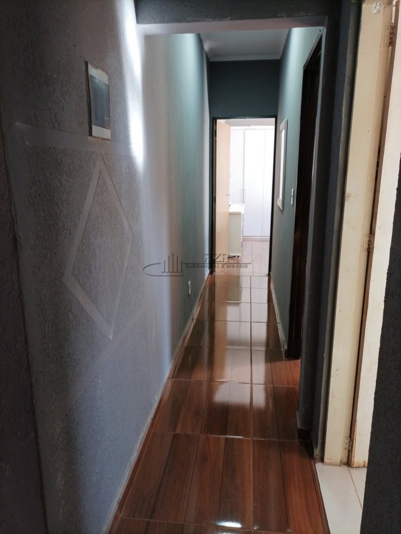 Casa à venda com 3 quartos, 106m² - Foto 2