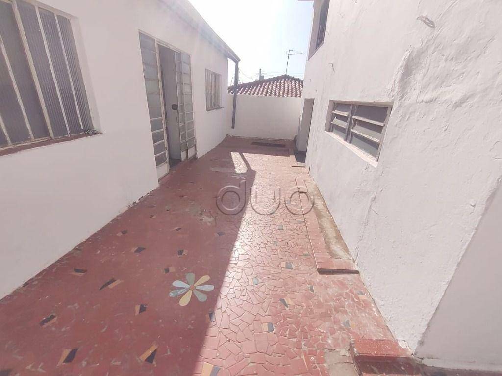 Casa, 3 quartos, 223 m² - Foto 29