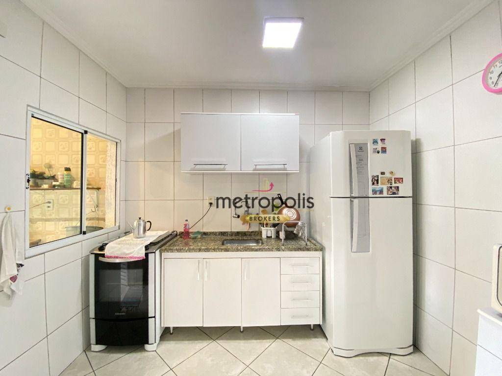 Casa à venda com 4 quartos, 120m² - Foto 12