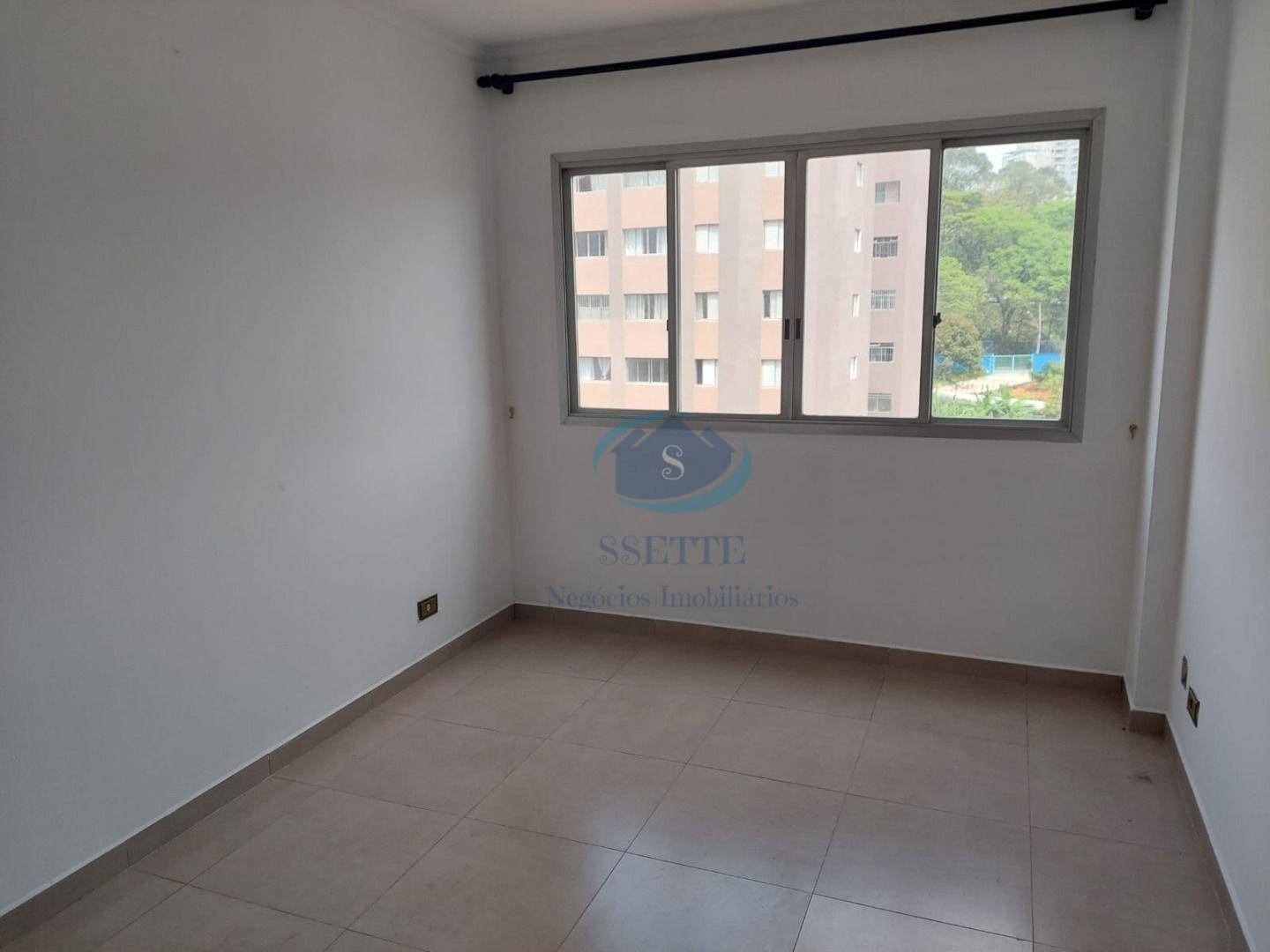 Apartamento para alugar com 2 quartos, 55m² - Foto 1