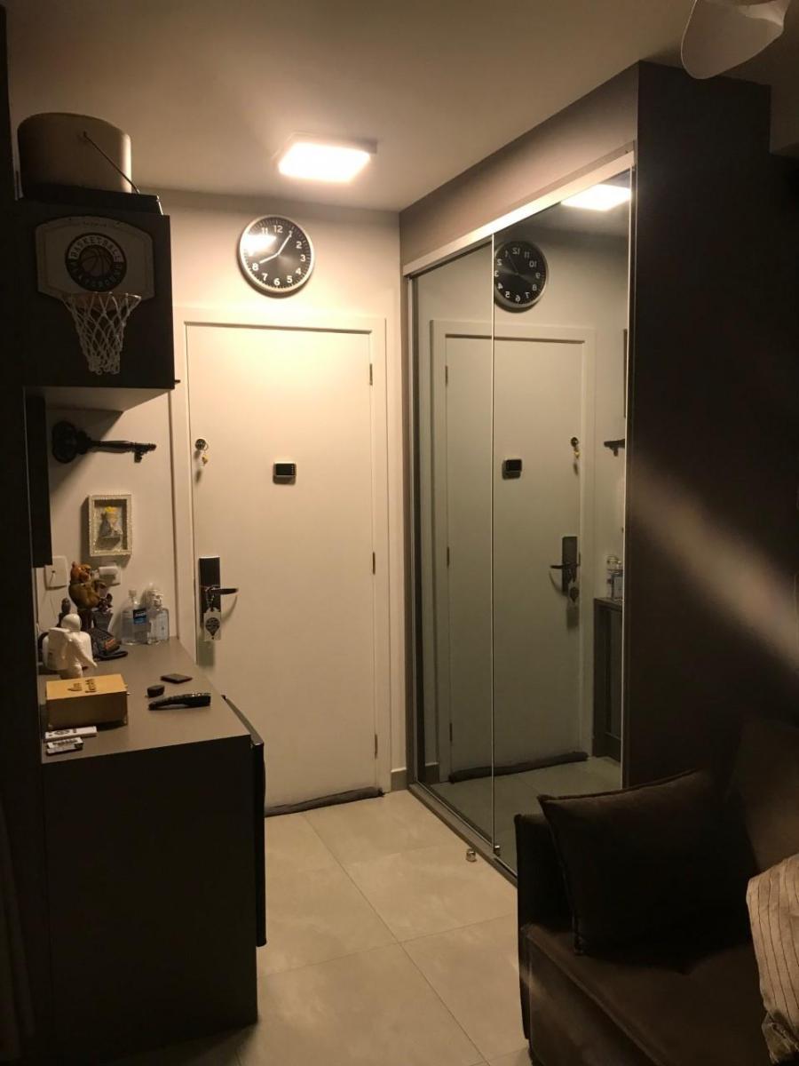 Apartamento à venda com 1 quarto, 33m² - Foto 4