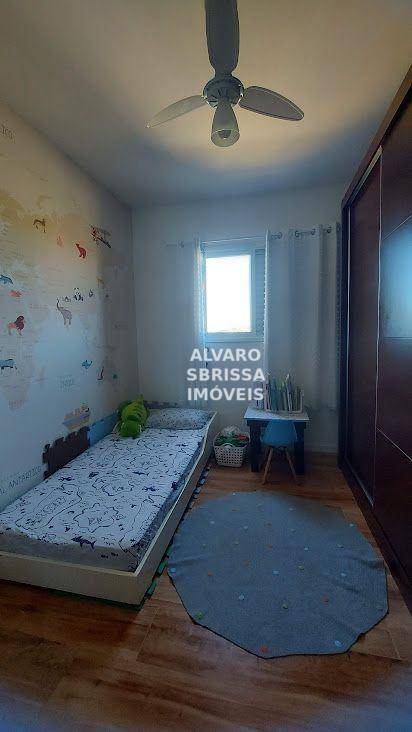 Apartamento à venda com 2 quartos, 65m² - Foto 9