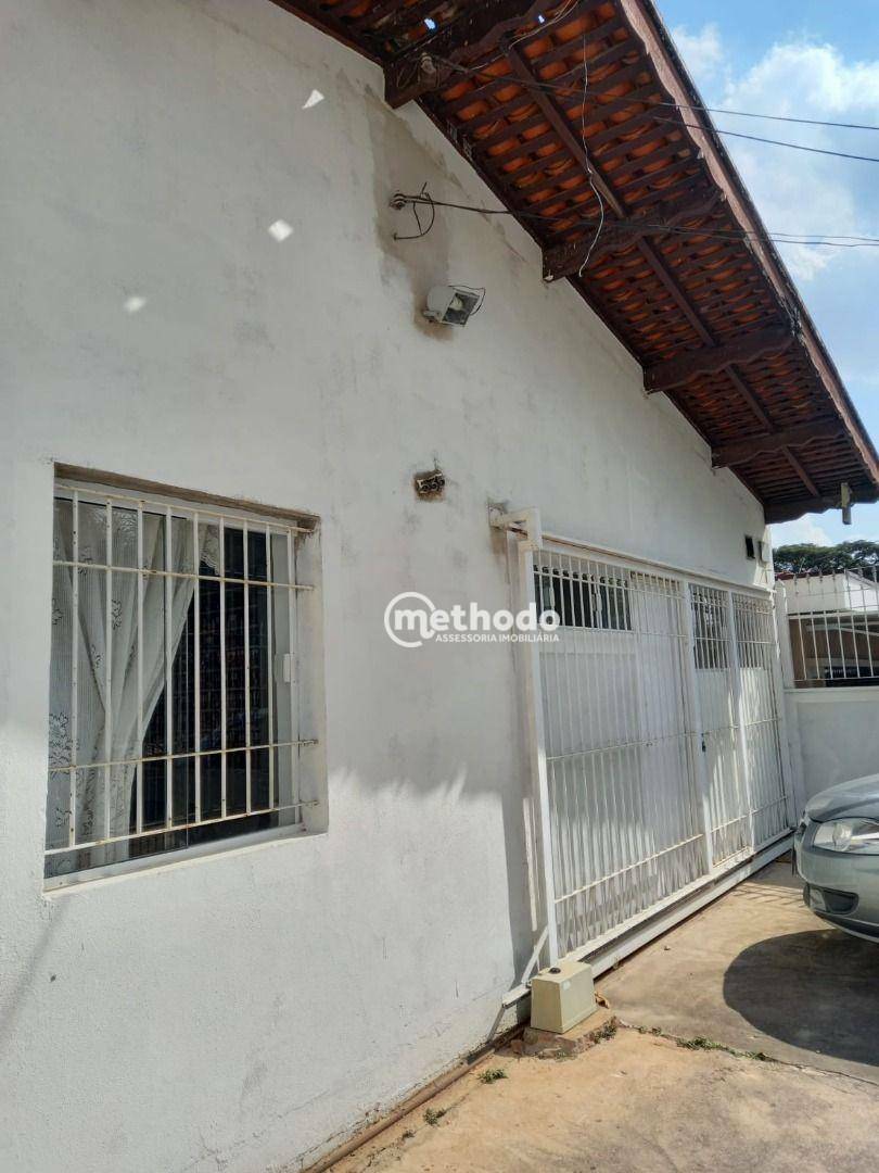 Casa à venda com 3 quartos, 245m² - Foto 3