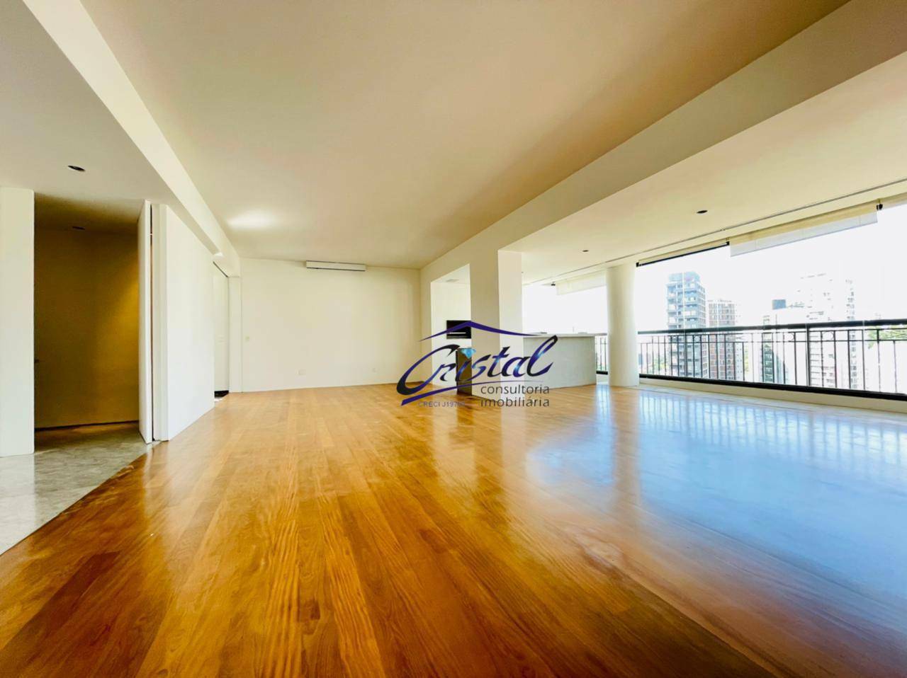 Apartamento à venda e aluguel com 3 quartos, 215m² - Foto 3